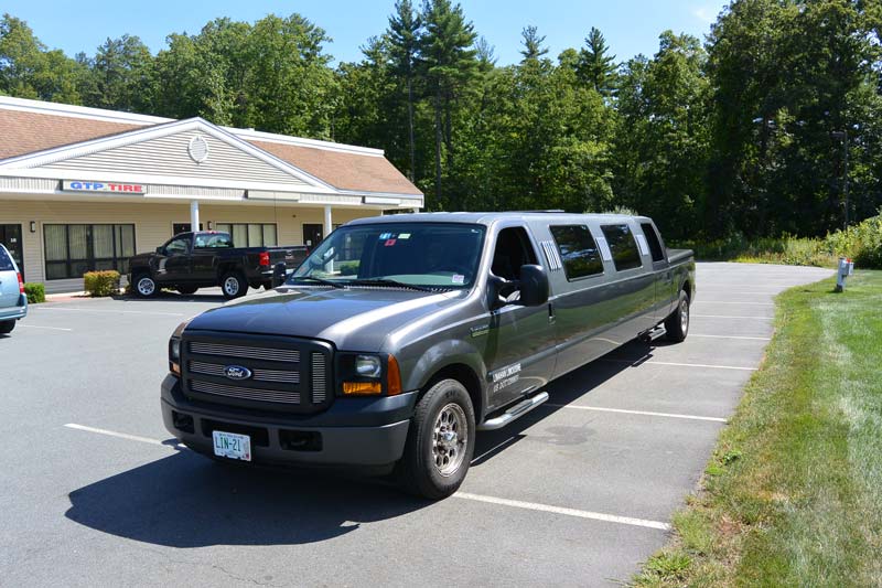 Monster truck limo front